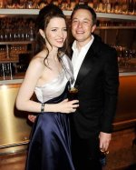 Talulah Riley, Elon Musks Two-Time Ex-Wife, Engaged to Actor Thomas Brodie-Sangster ·